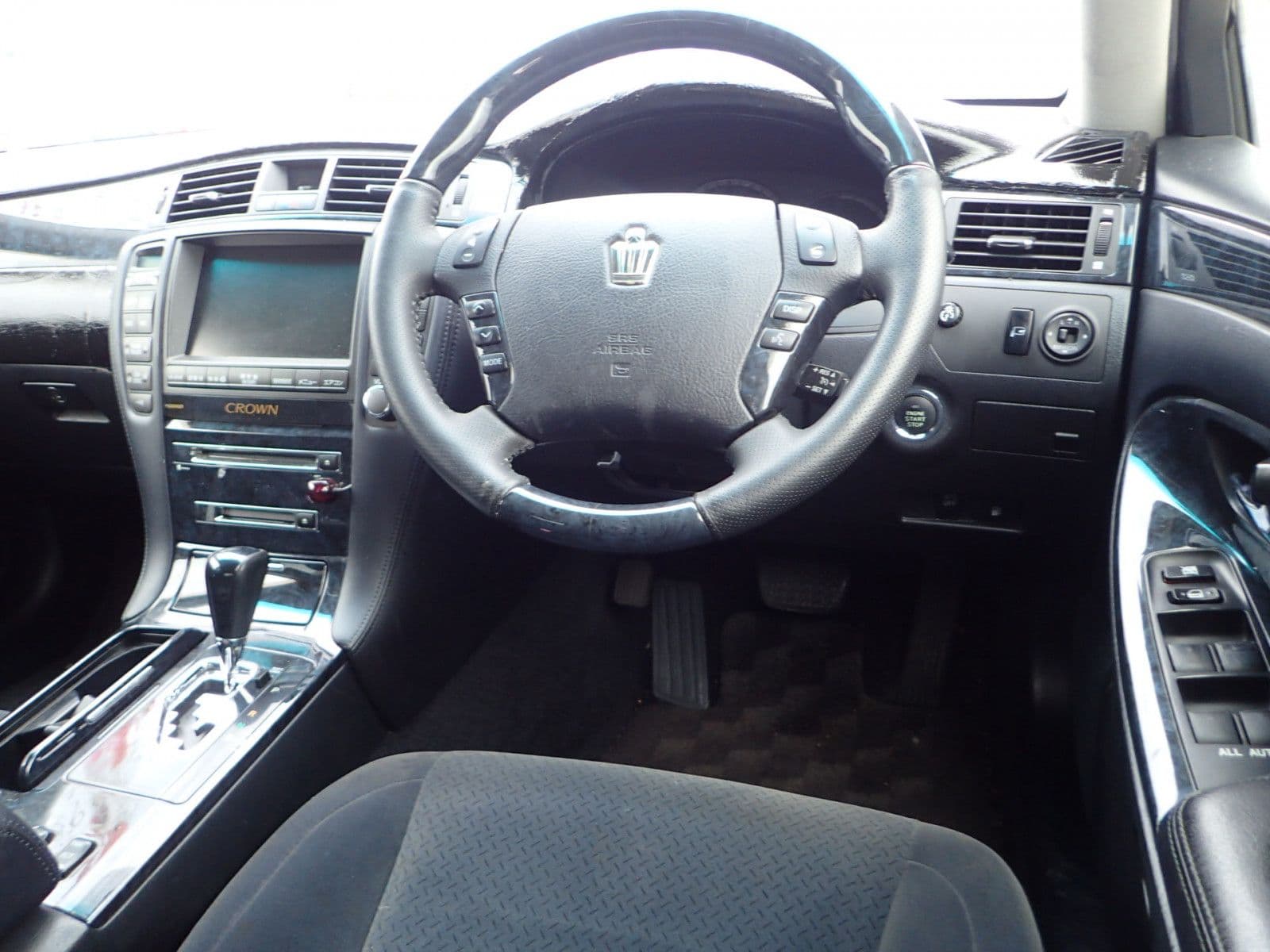 Vehicle SU00001148 large view 28