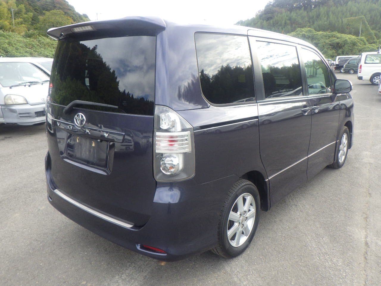 Vehicle SU00001138 large view 6