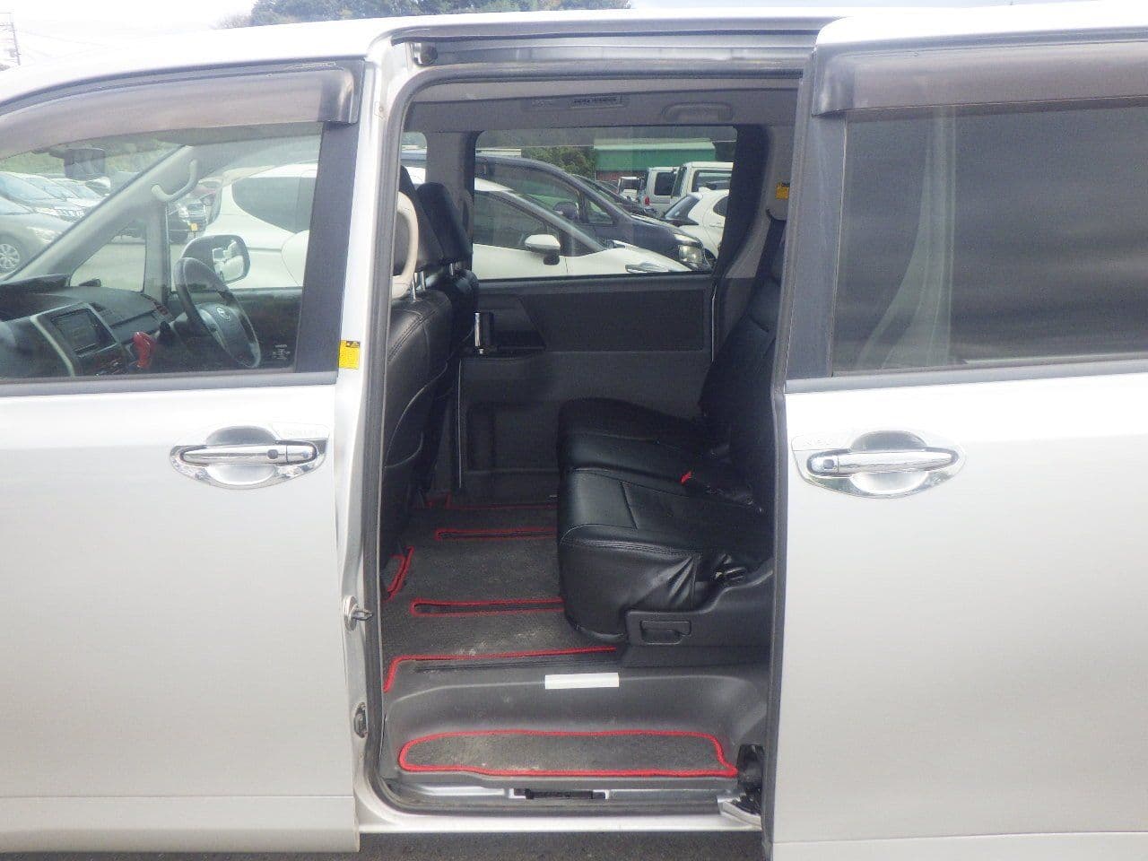 Vehicle SU00001150 large view 25