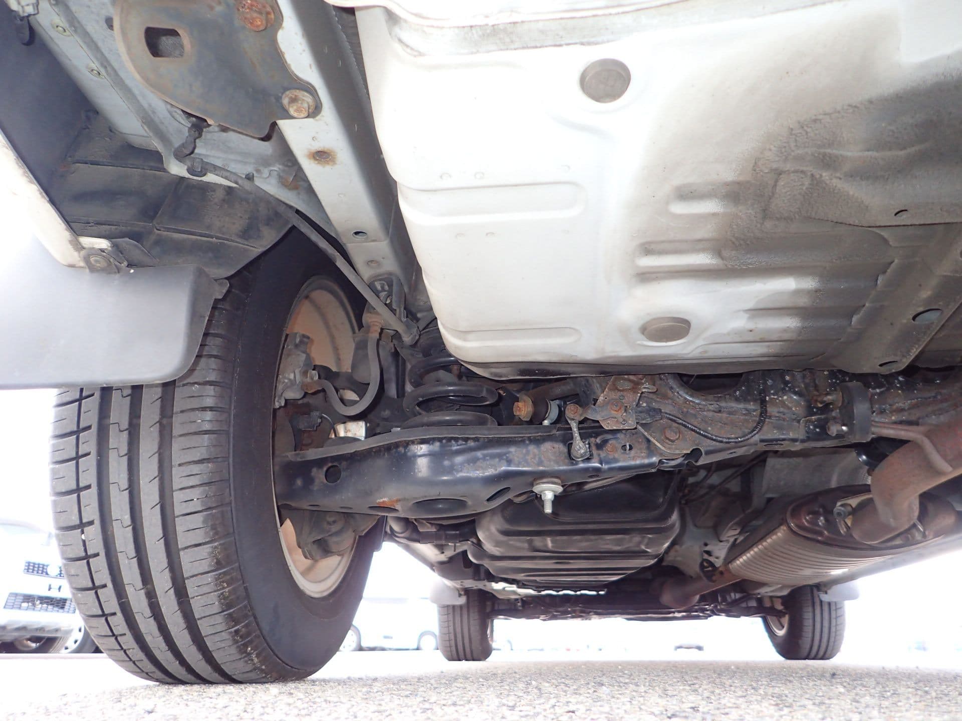 Vehicle SU00001175 large view 16