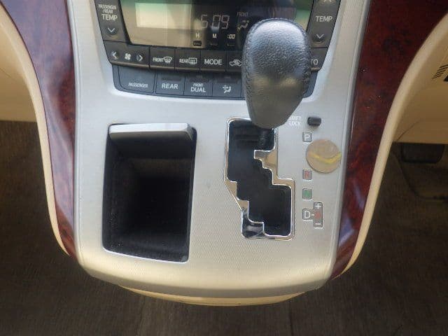 Vehicle SU00001166 large view 33