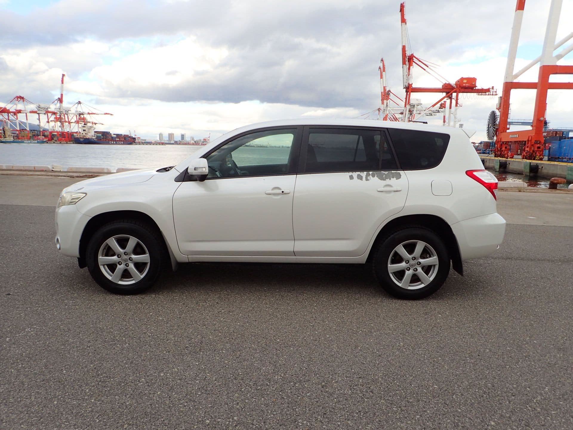 Vehicle SU00001175 large view 3