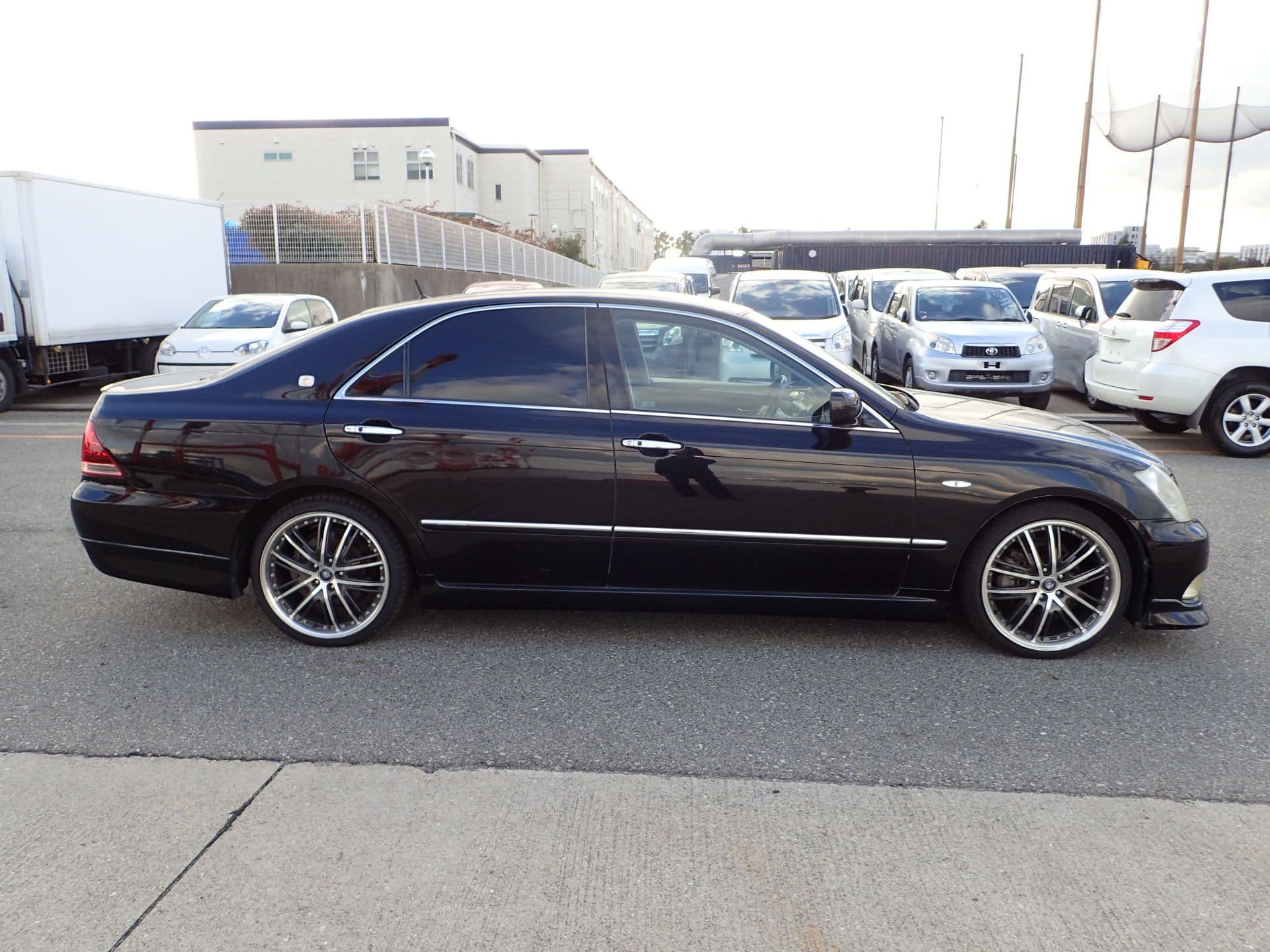 Vehicle SU00001170 large view 7