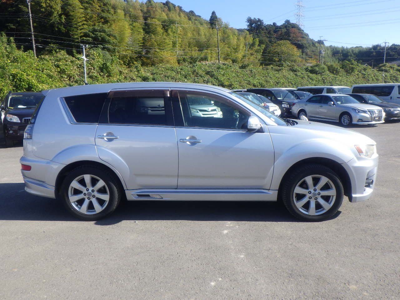 Vehicle SU00001183 large view 7