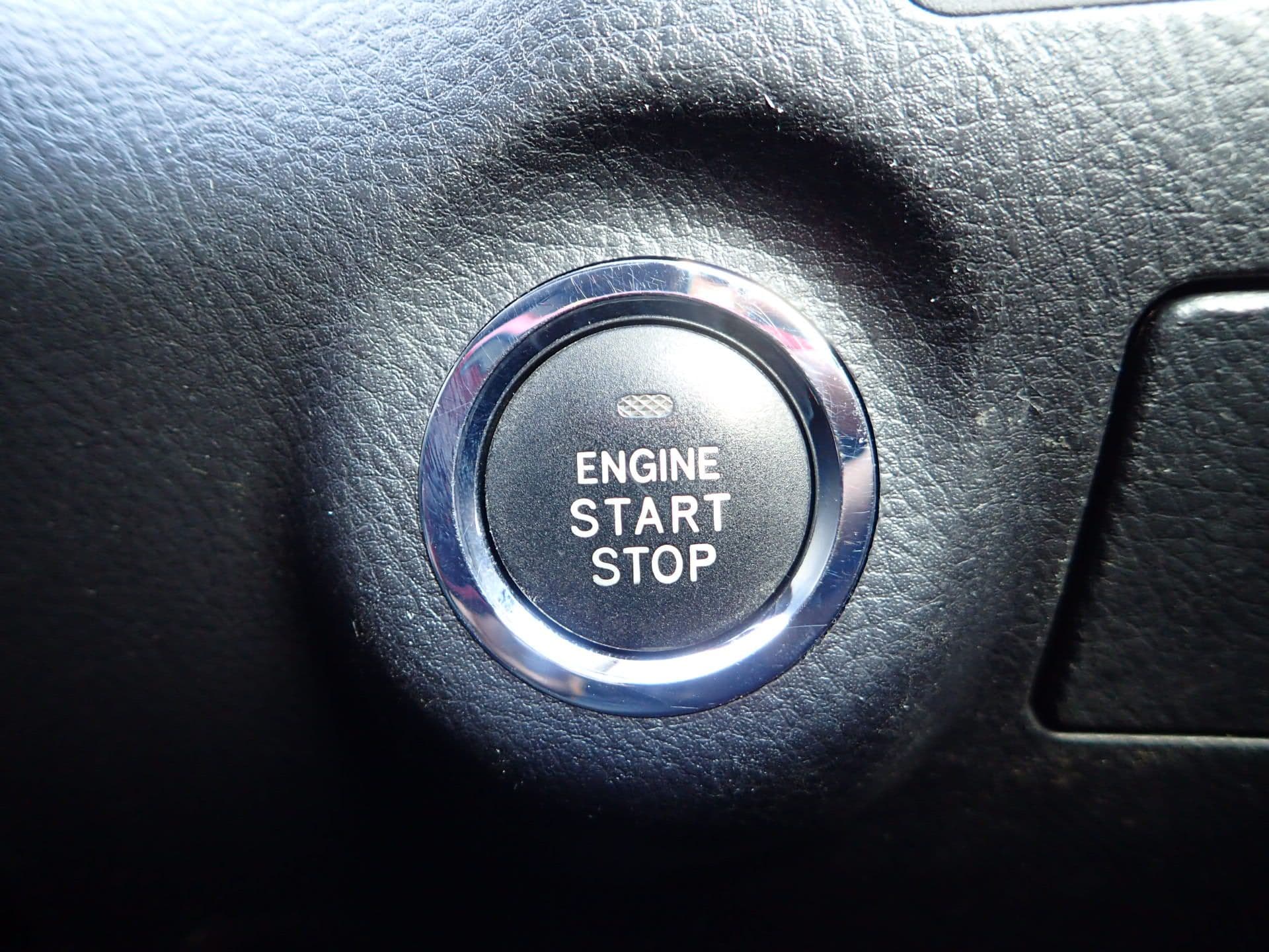 Vehicle SU00001170 large view 35