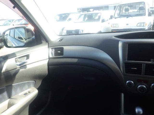 Vehicle SU00001155 large view 28