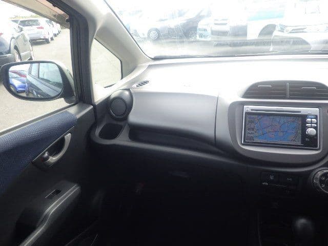 Vehicle SU00001160 large view 28