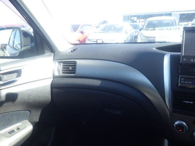 Vehicle SU00001177 large view 28