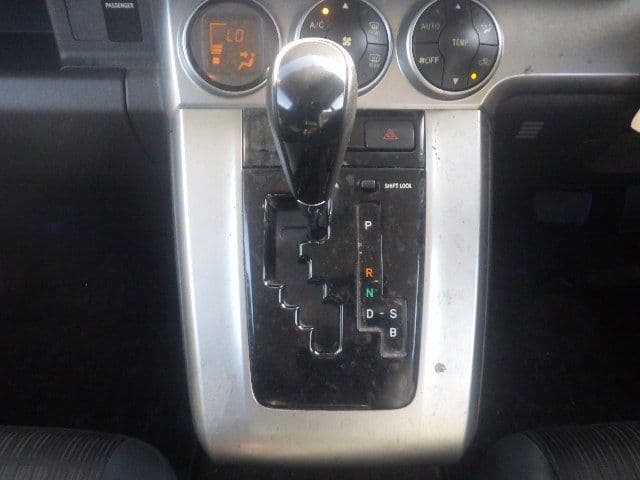 Vehicle SU00001157 large view 33