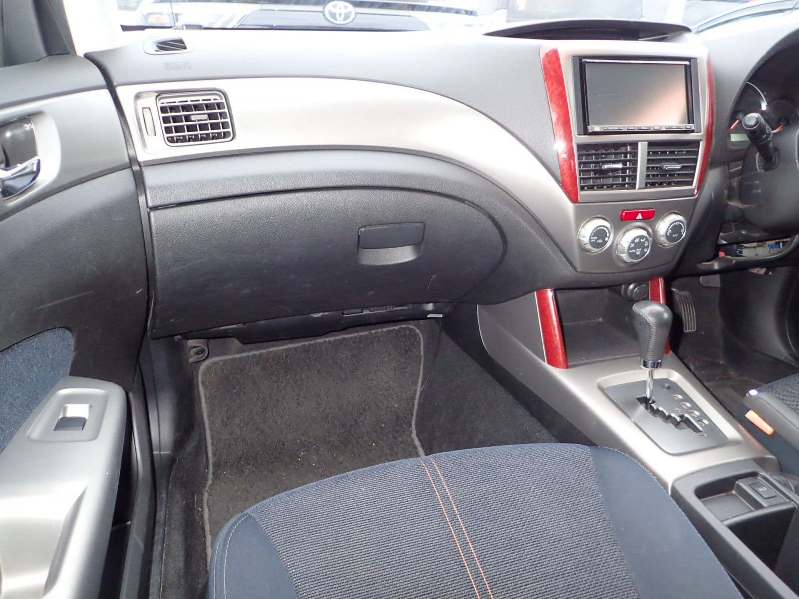 Vehicle SU00001134 large view 29