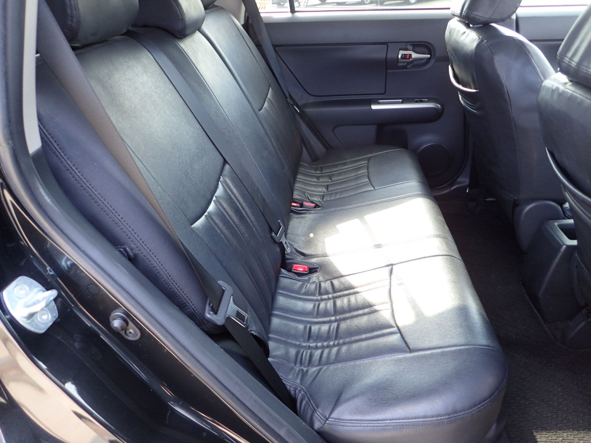 Vehicle SU00001180 large view 23