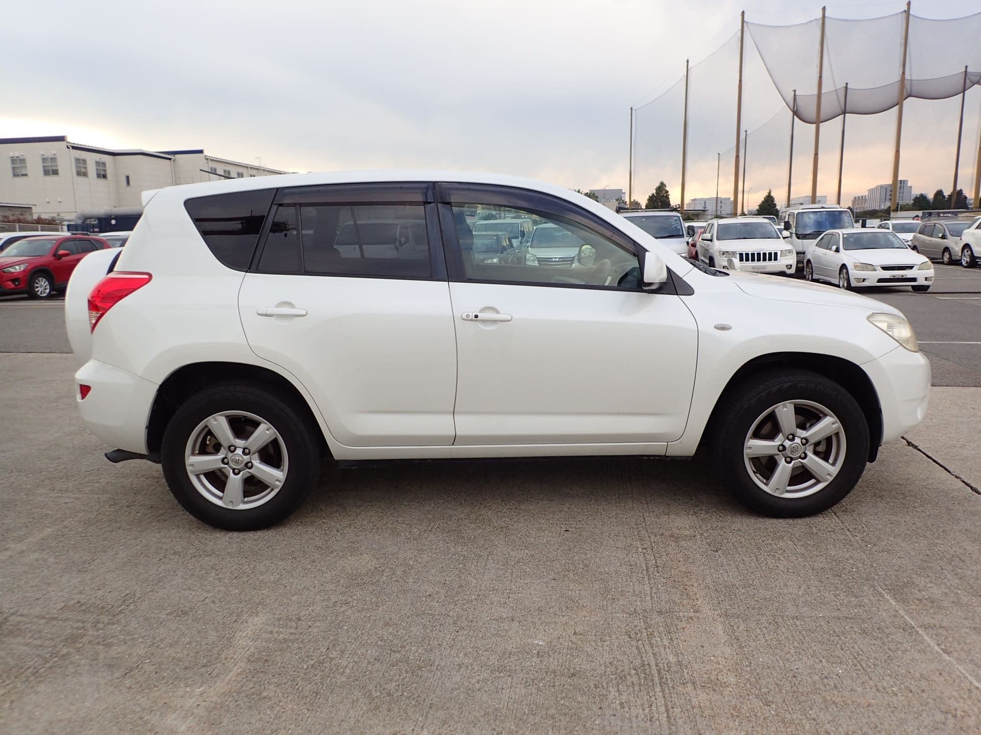 Vehicle SU00001184 large view 7