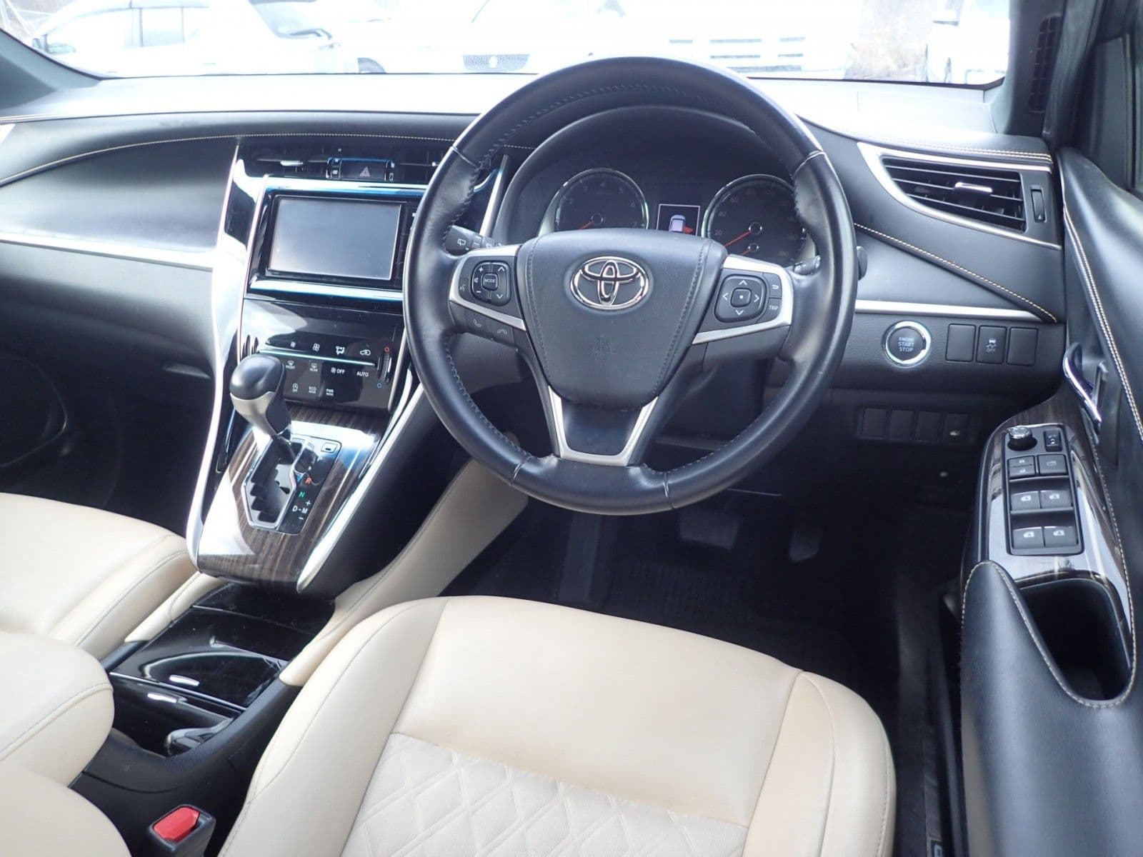 Vehicle SU00001202 large view 27