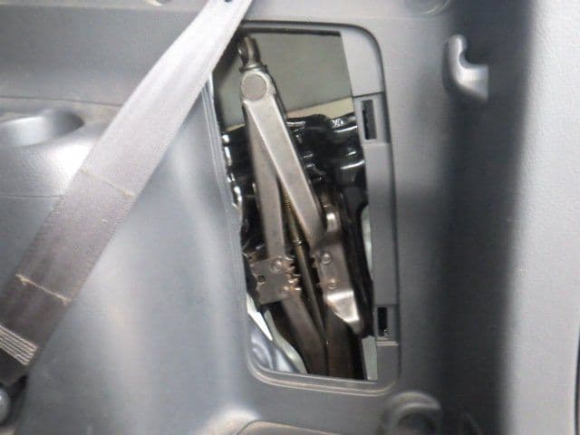 Vehicle SU00001196 large view 35