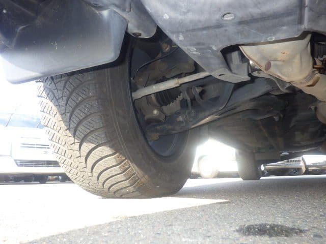 Vehicle SU00001197 large view 13