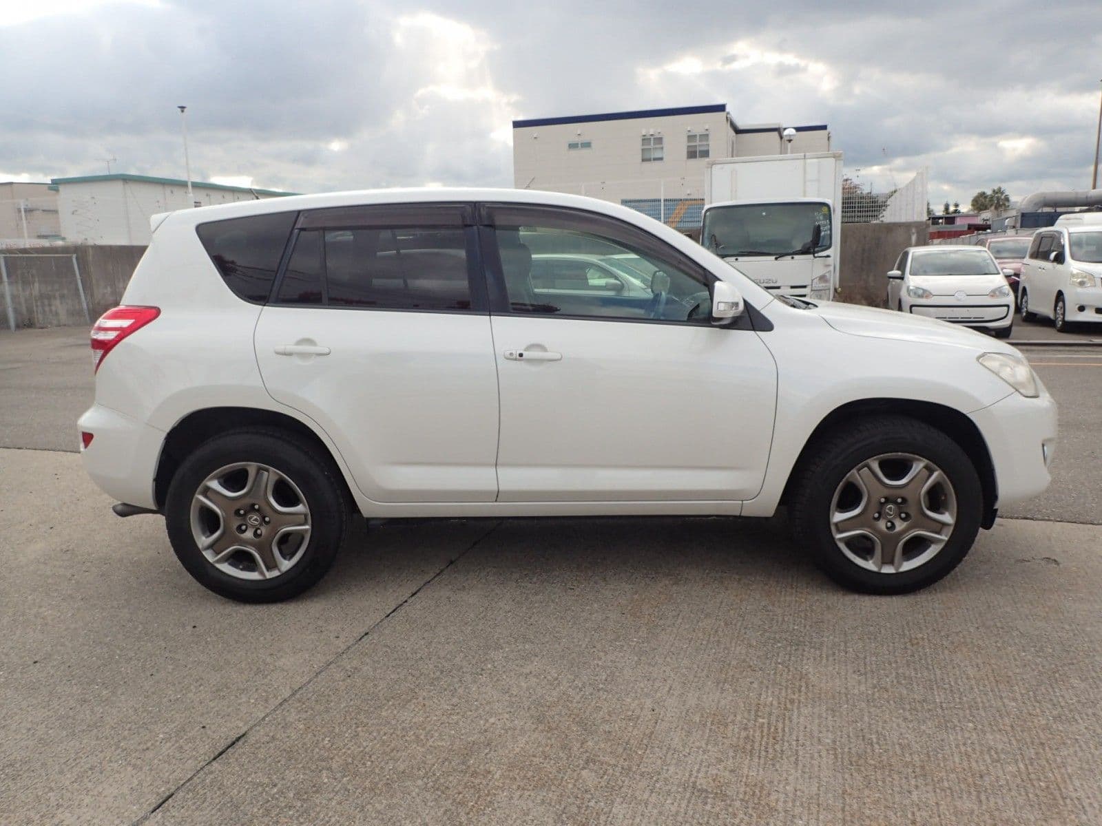 Vehicle SU00001203 large view 6