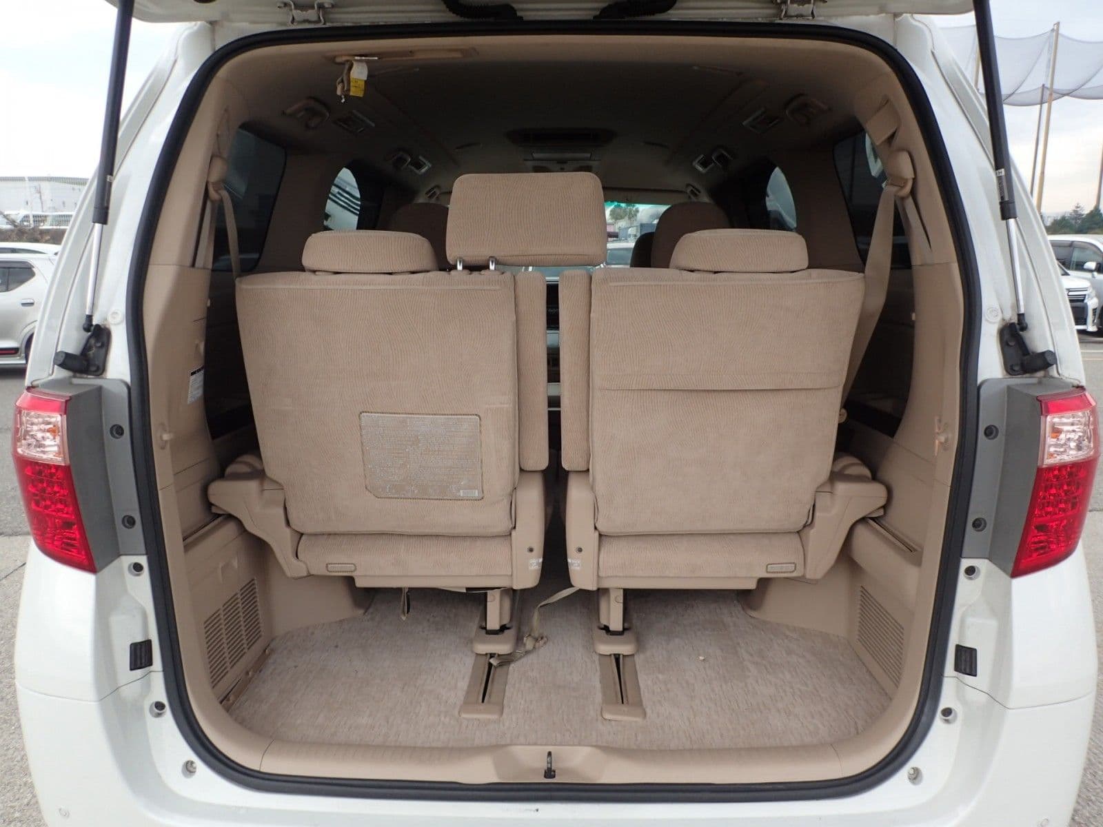 Vehicle SU00001204 large view 24