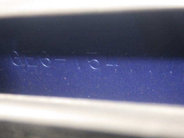 Vehicle SU00001162 large view 35