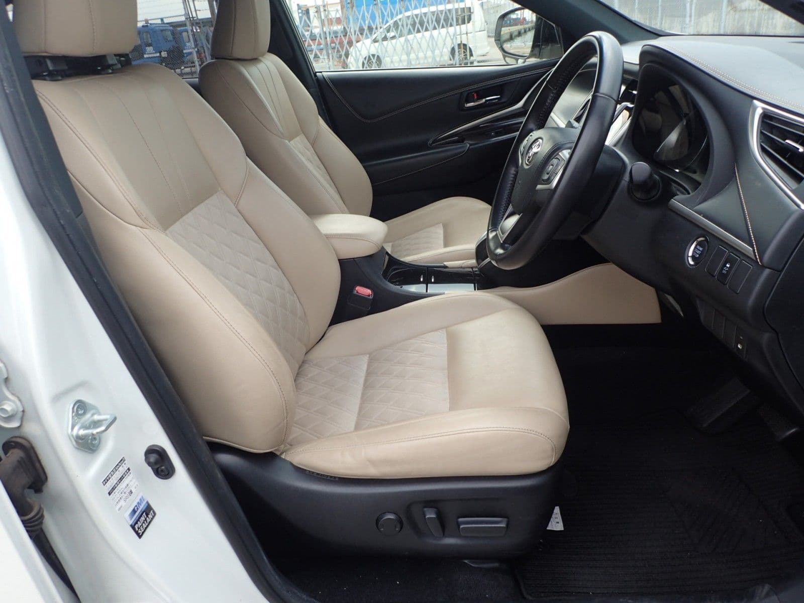 Vehicle SU00001202 large view 22