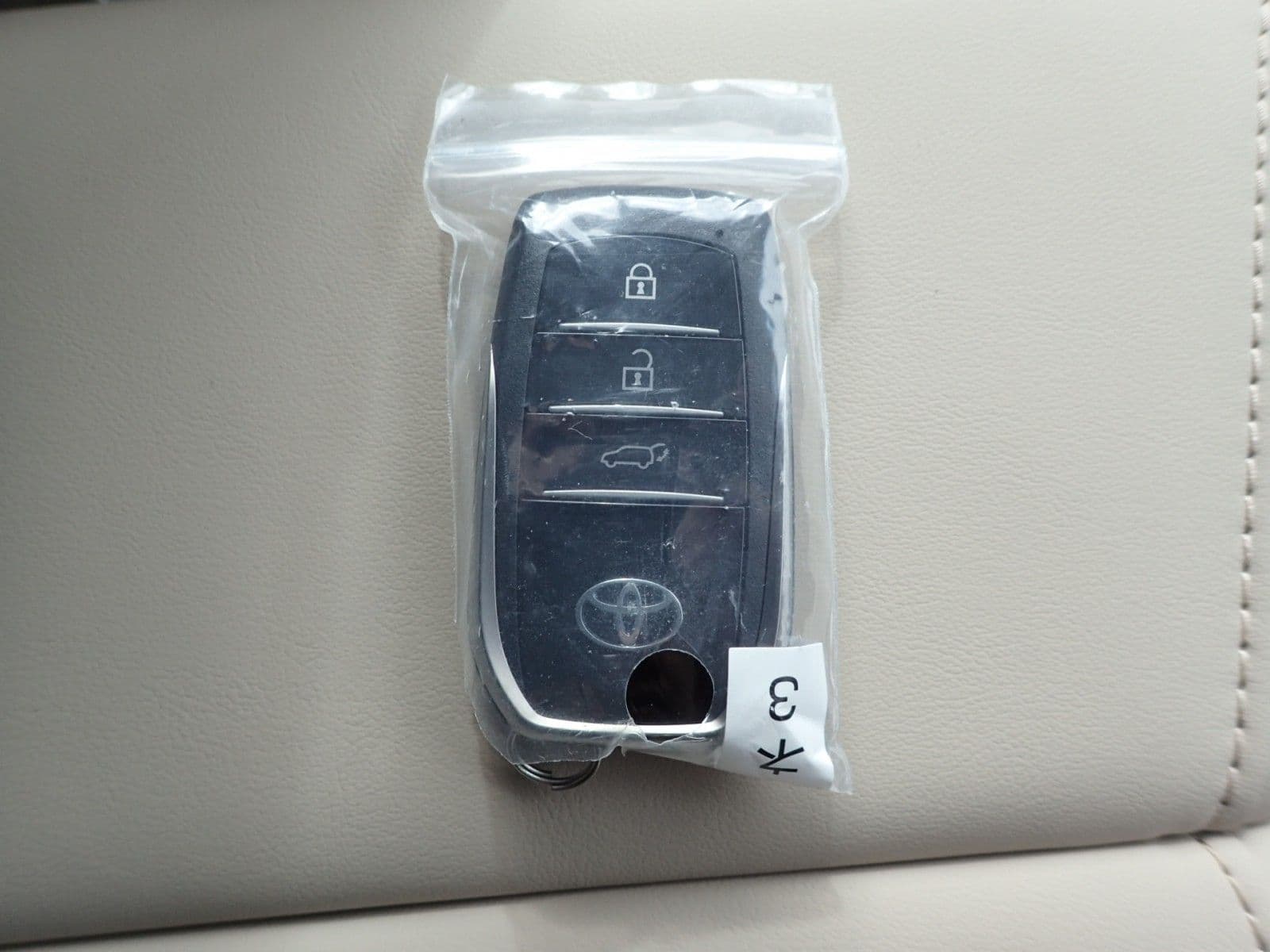 Vehicle SU00001212 large view 36