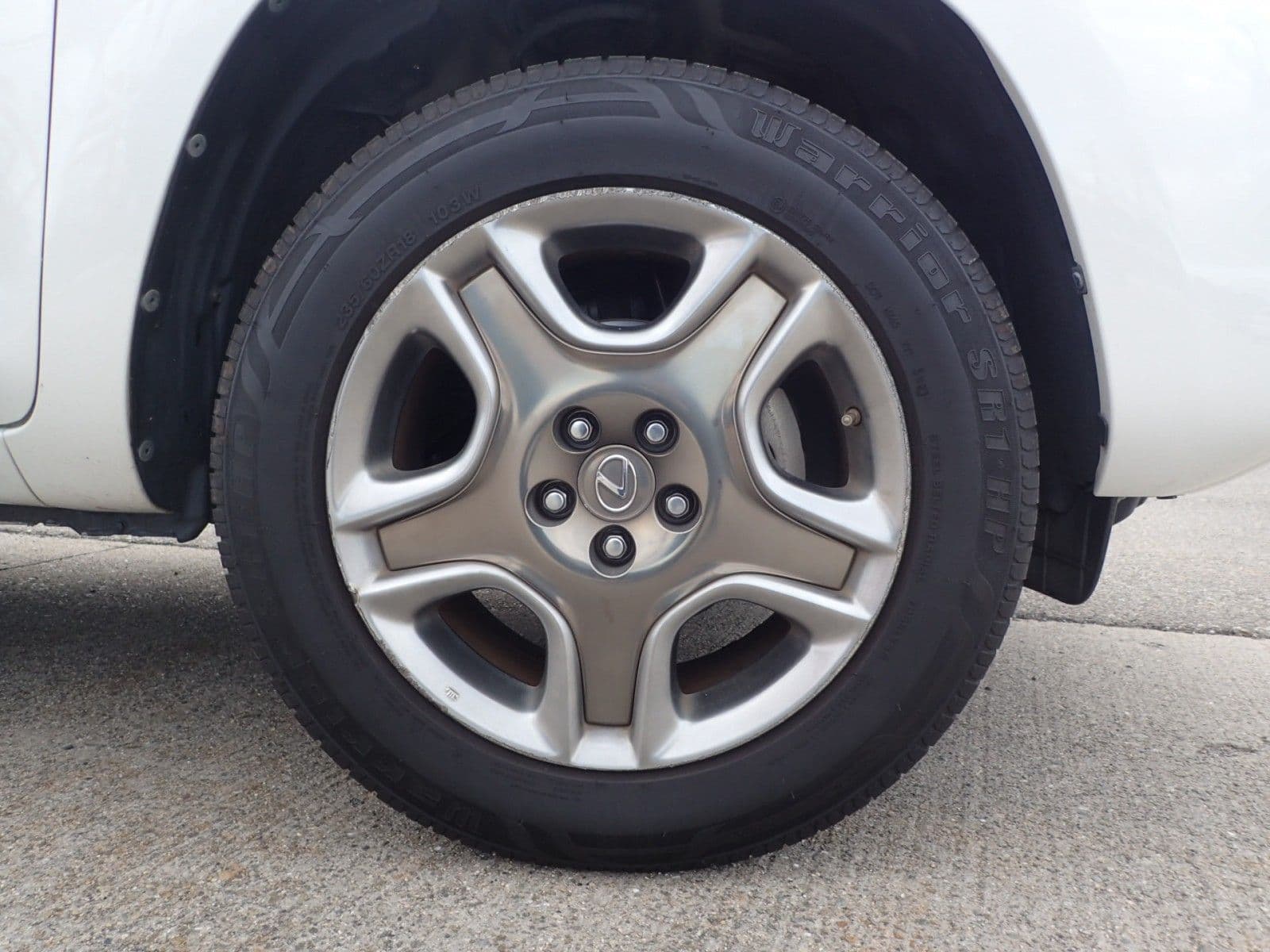 Vehicle SU00001203 large view 12