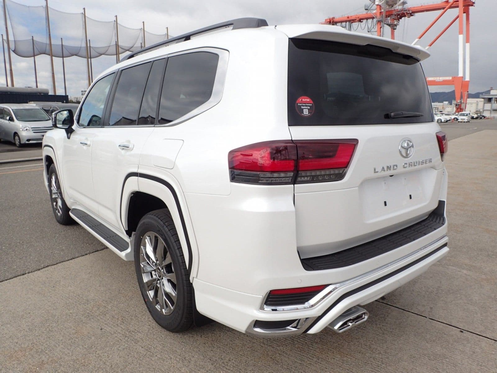 Vehicle SU00001212 large view 3