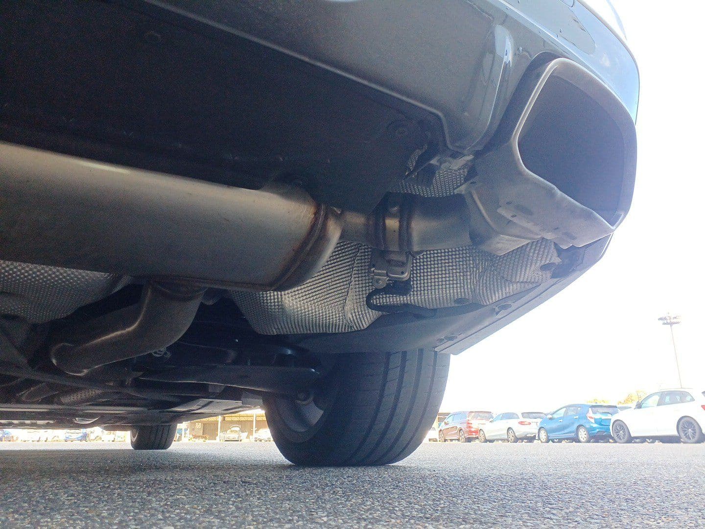 Vehicle SU00001199 large view 12