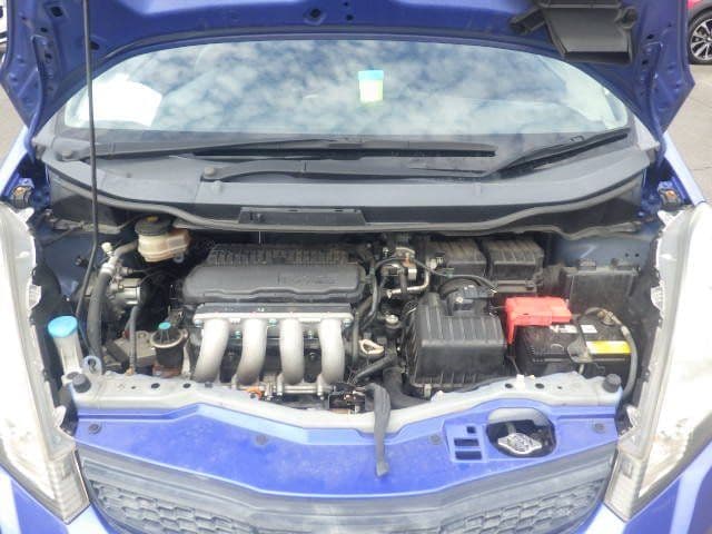 Vehicle SU00001162 large view 34