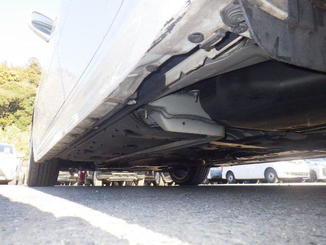 Vehicle SU00001194 large view 17