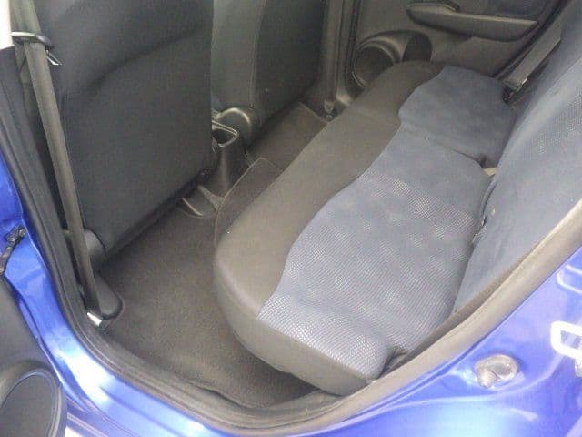 Vehicle SU00001162 large view 23