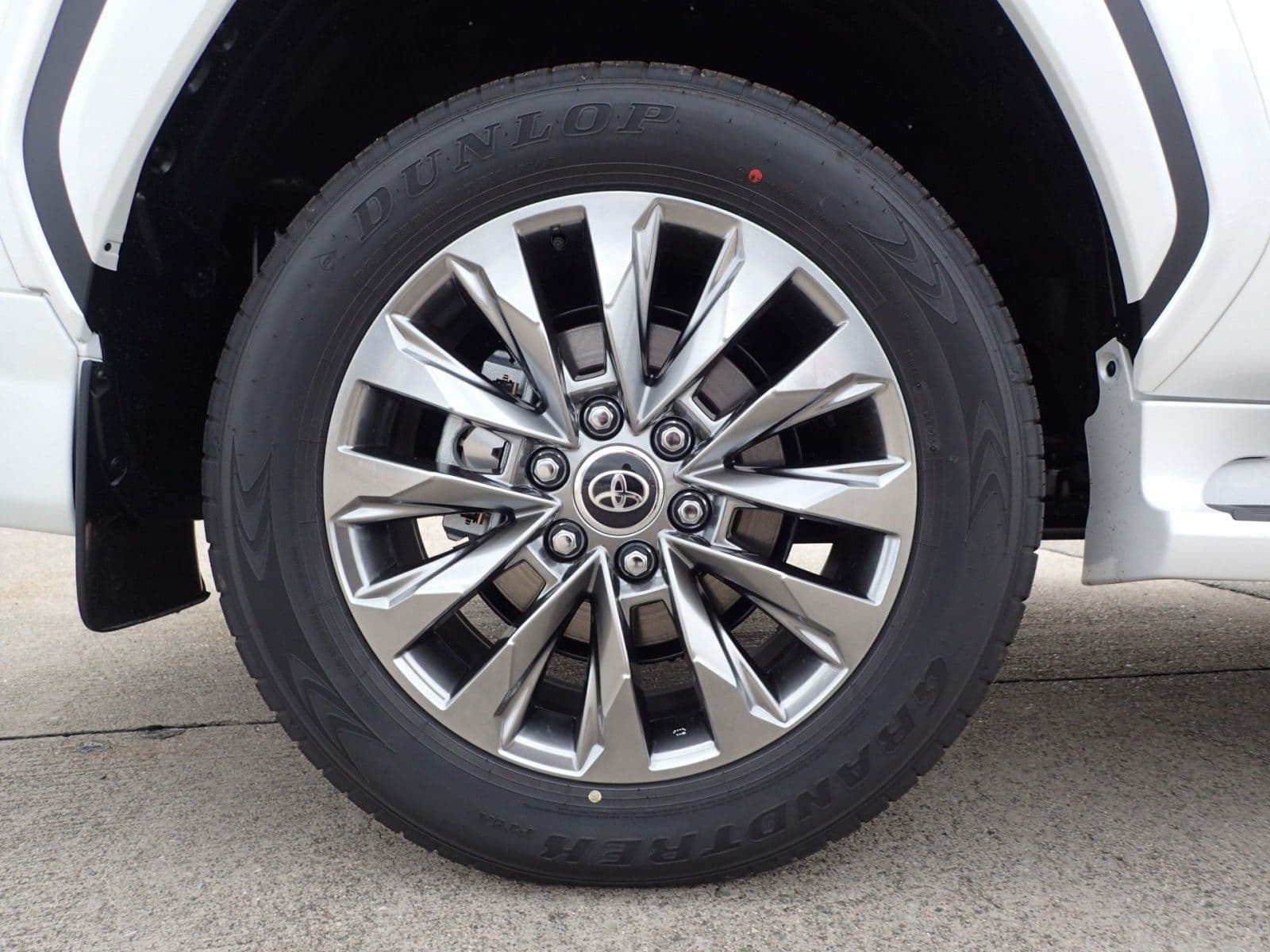 Vehicle SU00001212 large view 11