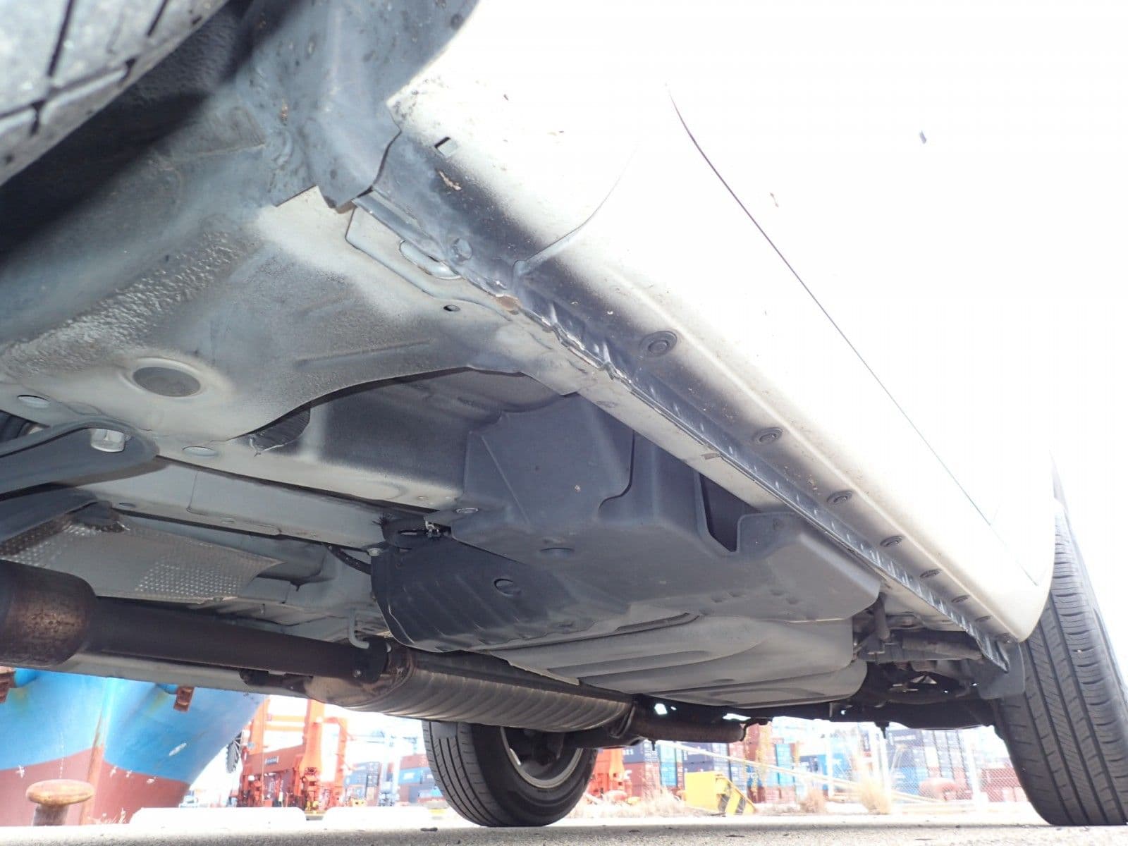 Vehicle SU00001203 large view 17