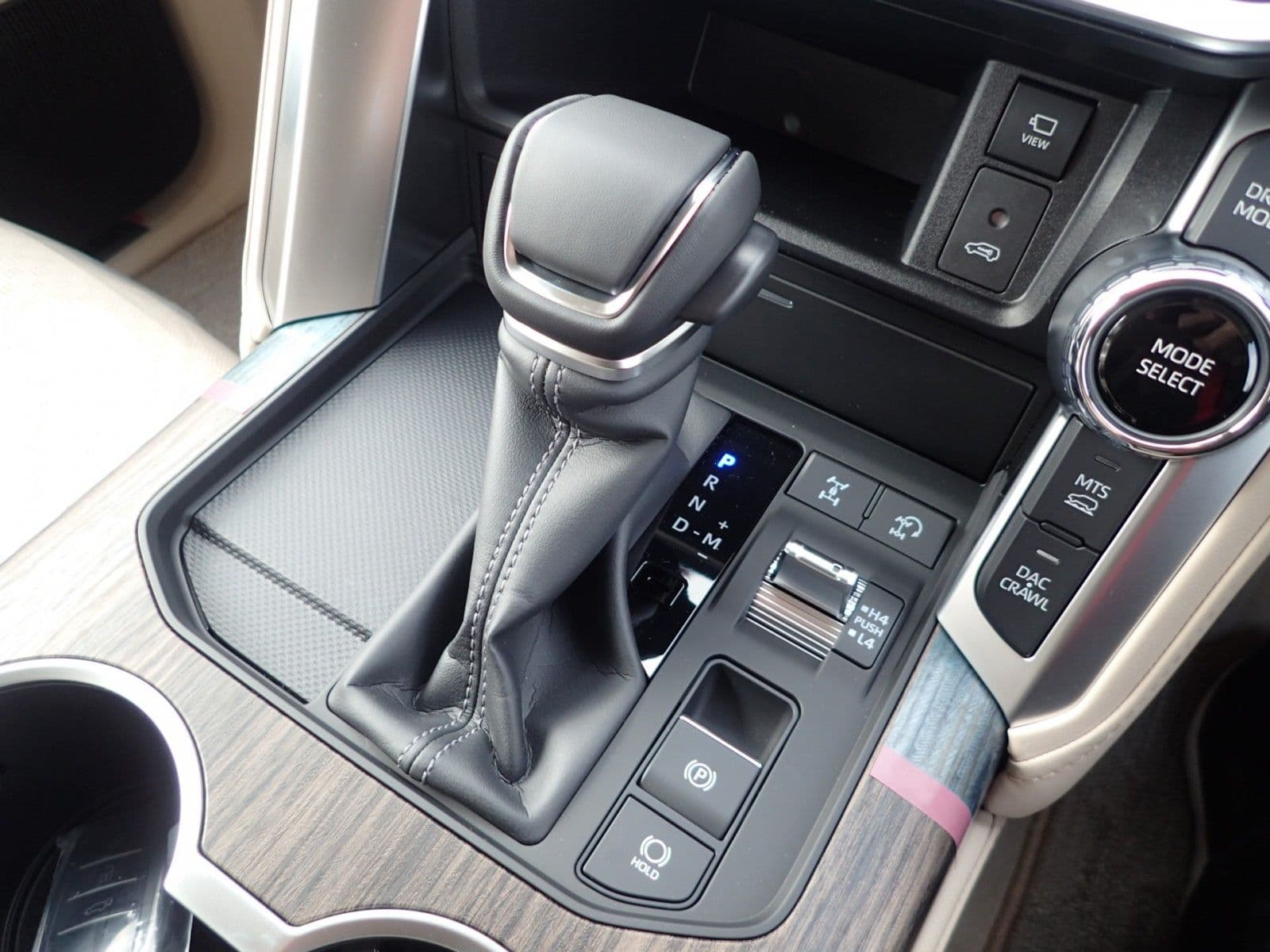 Vehicle SU00001212 large view 35