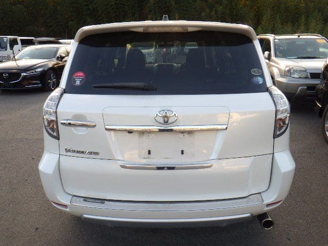 Vehicle SU00001196 large view 4