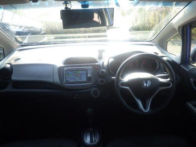 Vehicle SU00001190 large view 25