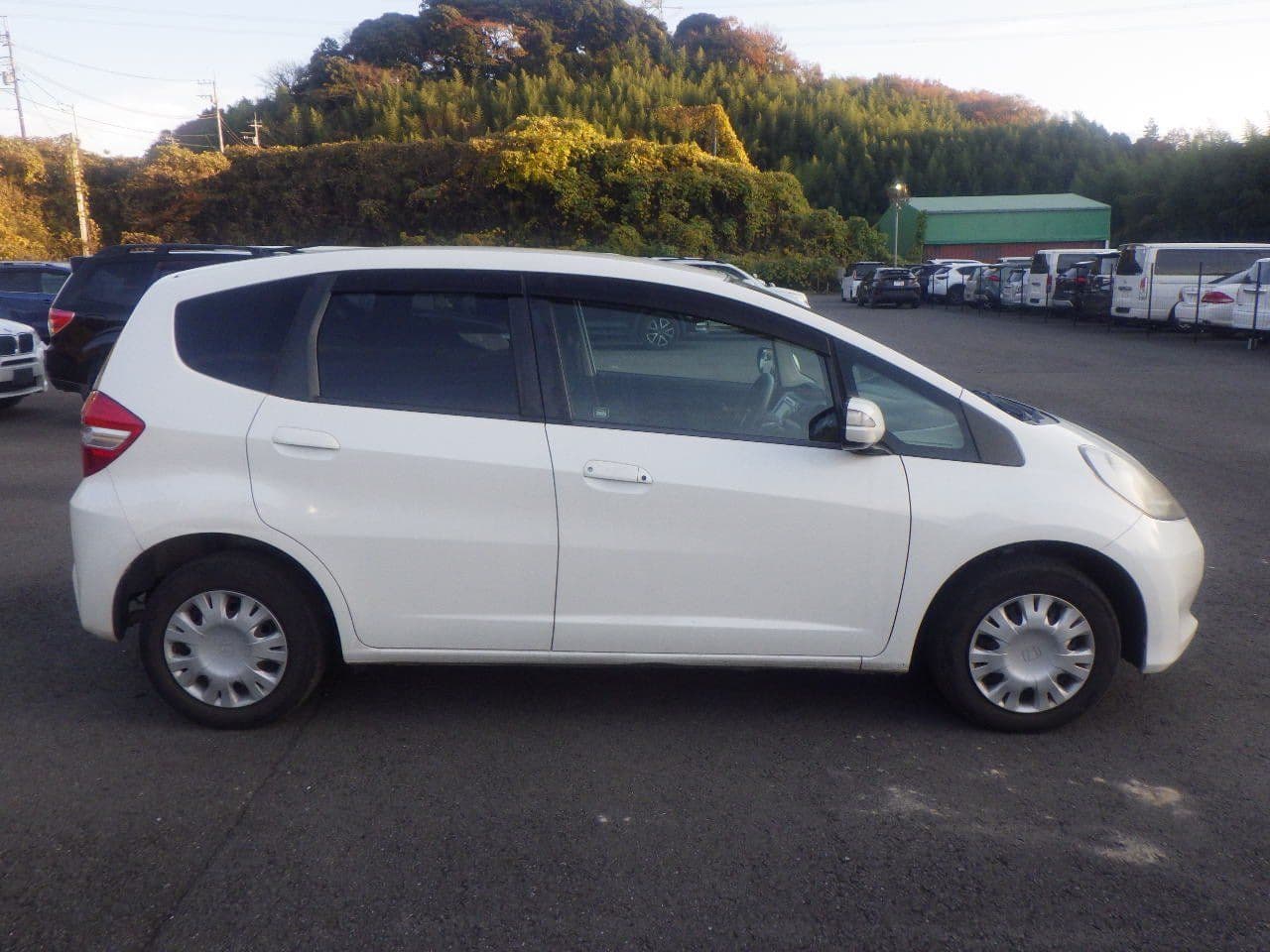 Vehicle SU00001189 large view 7