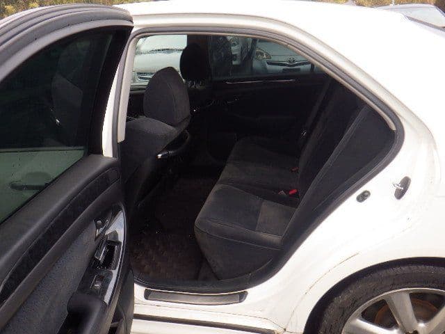 Vehicle SU00001195 large view 17