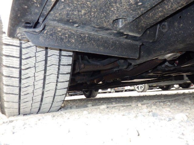 Vehicle SU00001249 large view 15