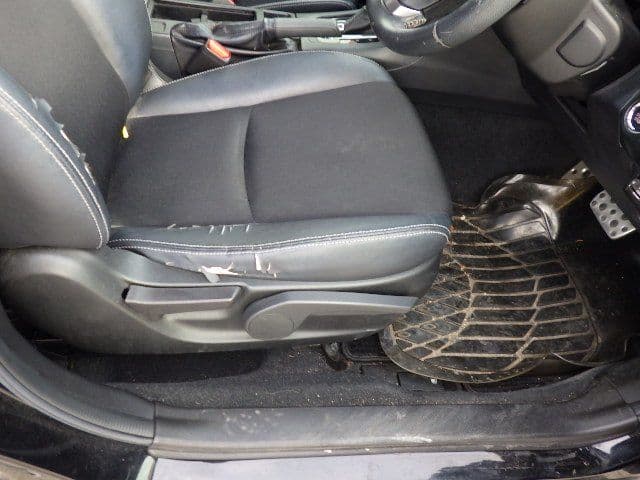 Vehicle SU00001249 large view 19