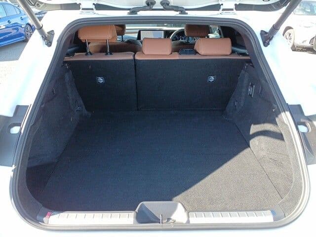 Vehicle SU00001269 large view 23