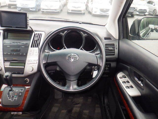 Vehicle SU00001217 large view 27