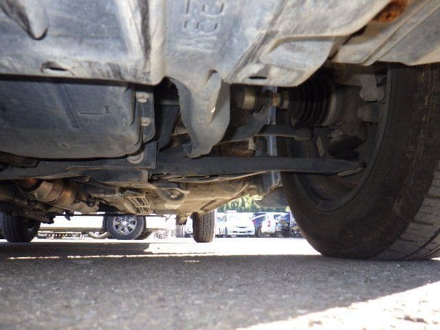 Vehicle SU00001225 large view 16