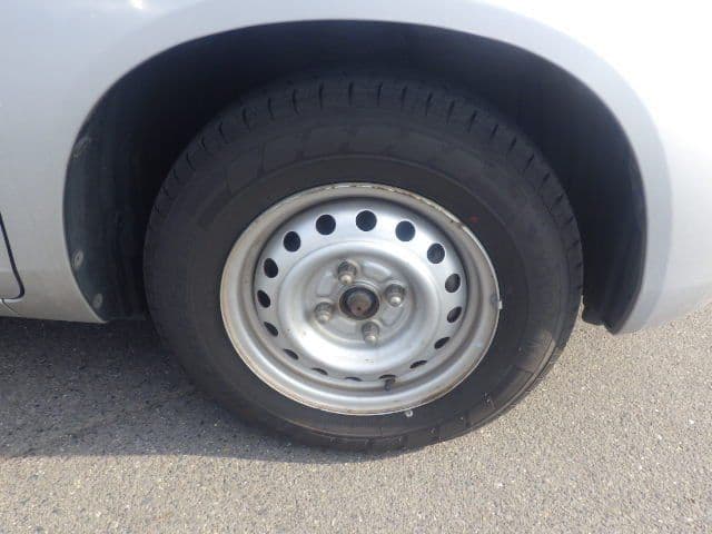 Vehicle SU00001228 large view 10