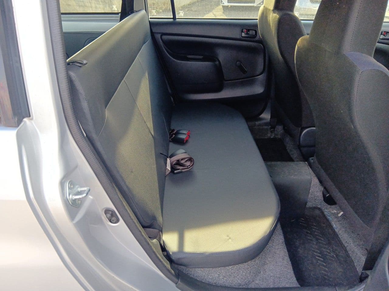 Vehicle SU00001253 large view 22