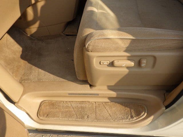 Vehicle SU00001262 large view 23