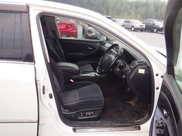 Vehicle SU00001195 large view 15