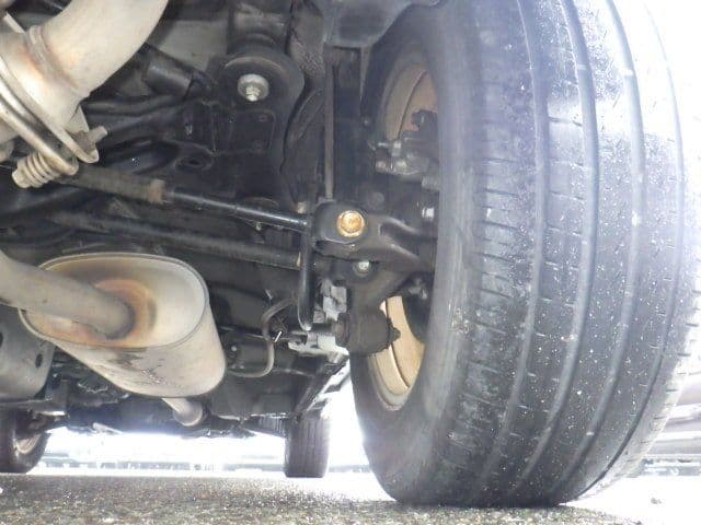 Vehicle SU00001217 large view 15