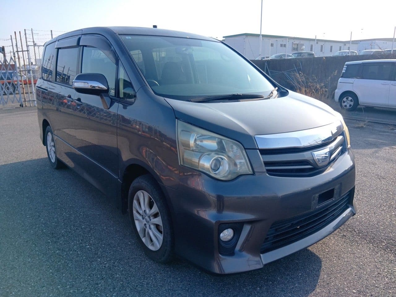 Vehicle SU00001247 large view 7