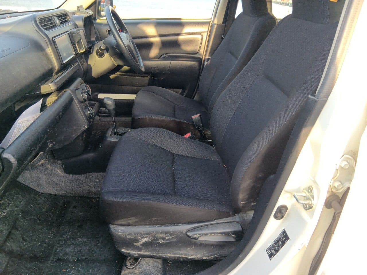 Vehicle SU00001254 large view 25