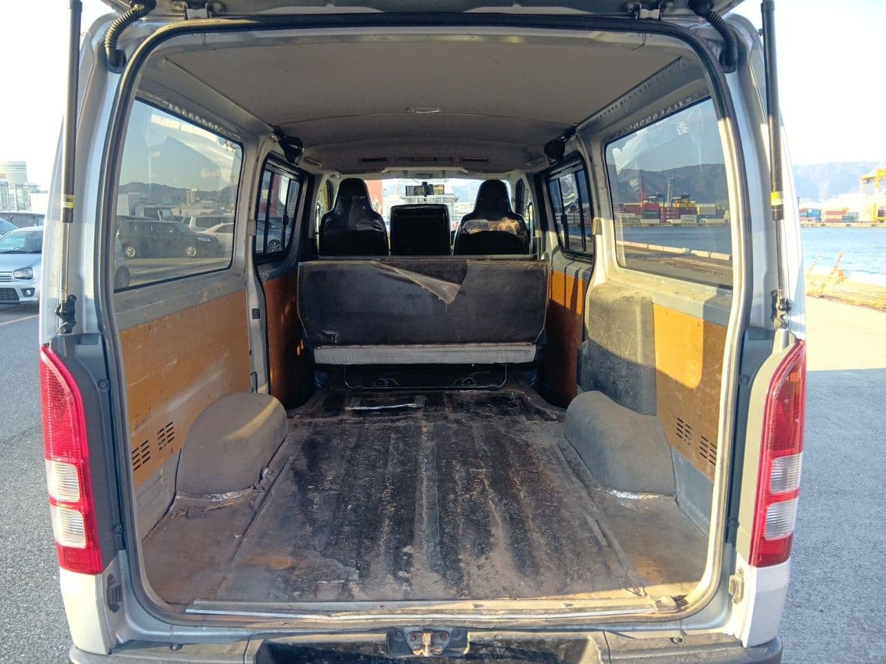 Vehicle SU00001240 large view 23